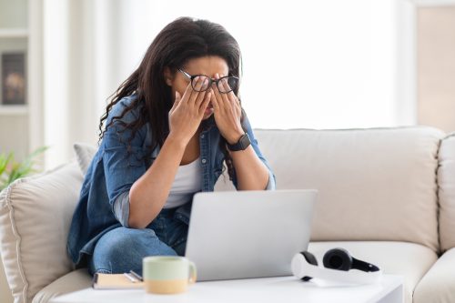 žena, laptop
