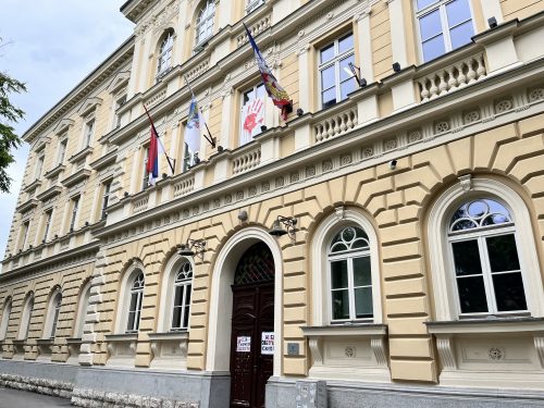 Zemunska gimnazija u blokadi