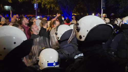 protest sns žandarmerija naprednjaci